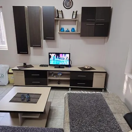 Lion Apartment Dojran Exterior photo